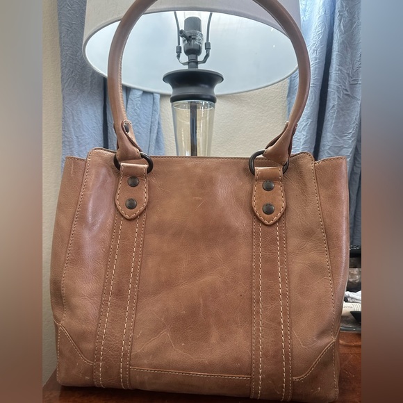 Frye Melissa Distressed Sand Leather Tote Shoulder Bag - Picture 3 of 9